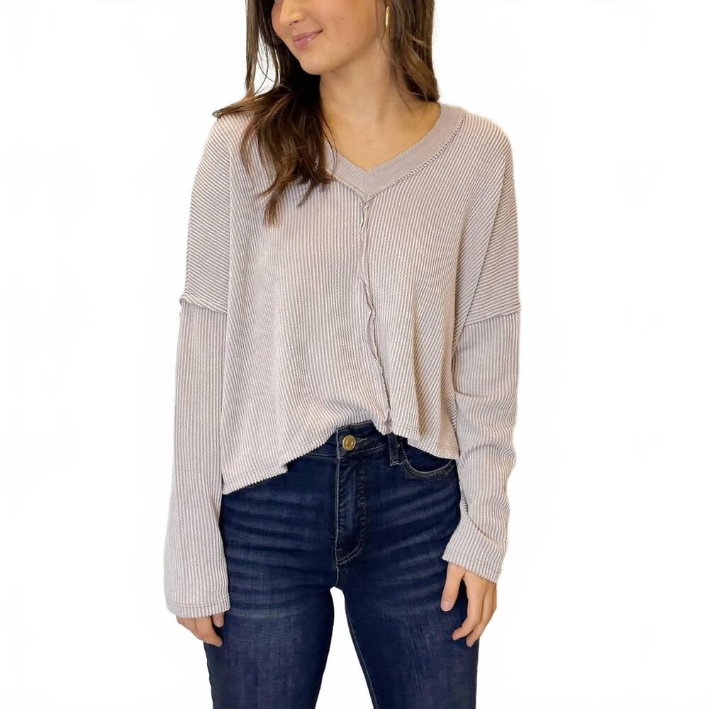 NEW KARLIE ribbed v-neck center seam cozy sweatshirt top in mauve